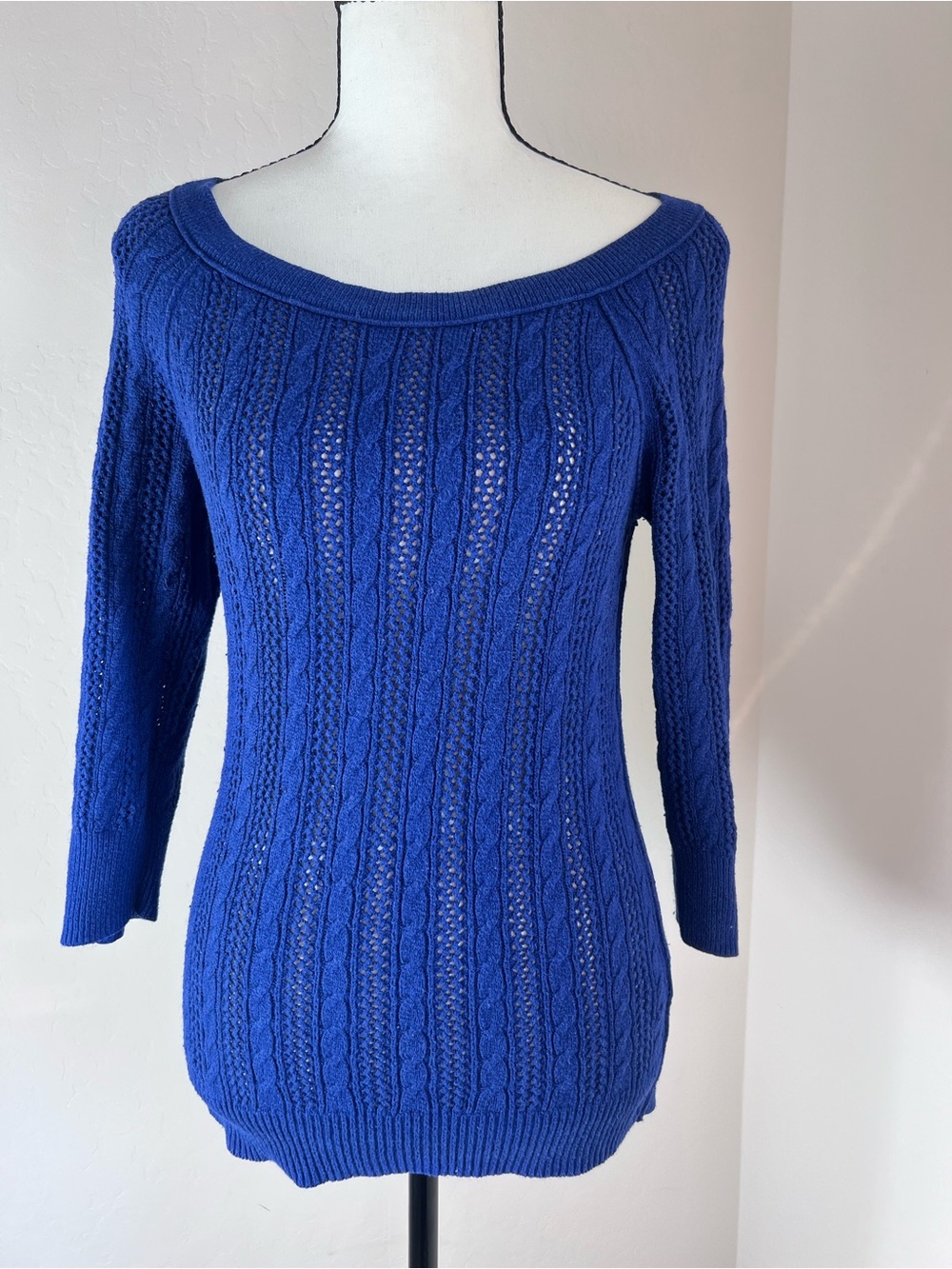 Women’s Blue Purple Off-the-Shoulder Cable Knit Sweater Size M